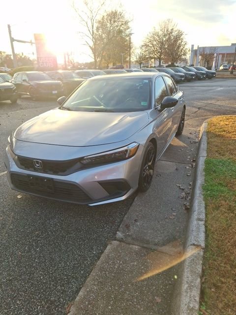 Used 2022 Honda Civic Sport image 3