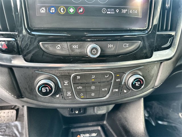 Used 2023 Chevrolet Traverse LT image 17