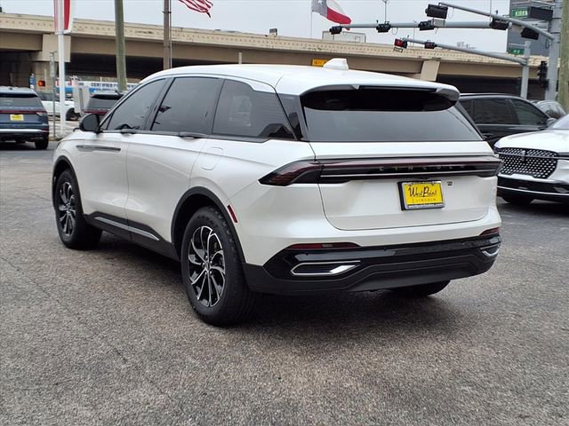 New 2026 Lincoln Nautilus Premier image 4