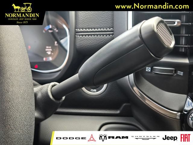 New 2026 RAM 2500 Laramie AWD/4WD image 12