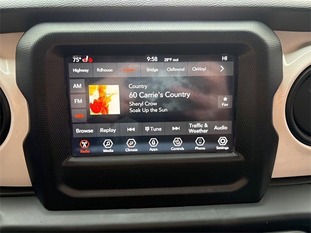 Used 2021 Jeep Wrangler Unlimited Islander image 12