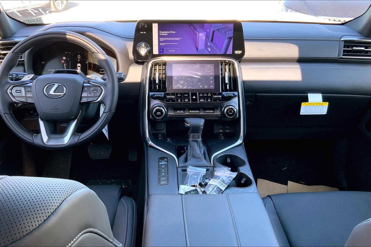 New 2025 Lexus LX 600 4WD w/ Luxury Package image 5