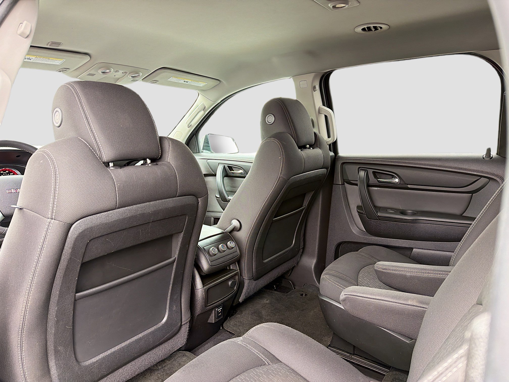 Used 2014 GMC Acadia SLE image 6