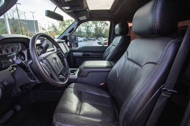 Used 2016 Ford F250 Lariat w/ Lariat Ultimate Package image 18