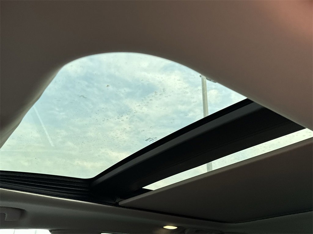 Used 2020 Nissan Murano SV image 28