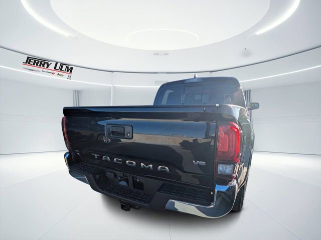 Used 2021 Toyota Tacoma SR5 image 2