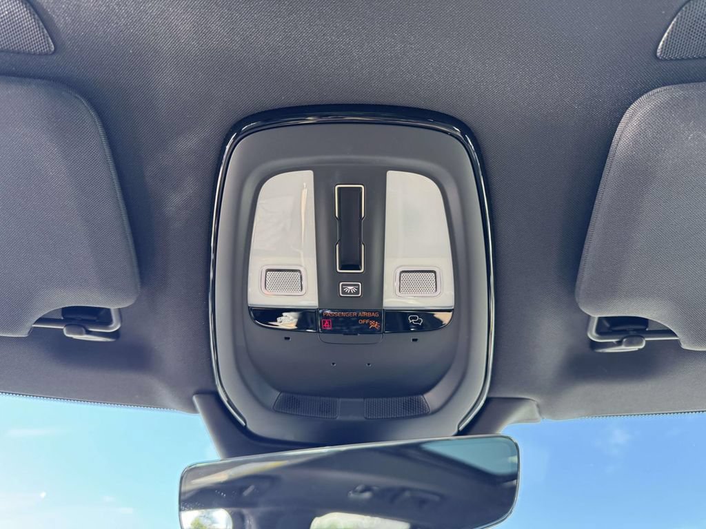Used 2026 Volvo XC90 B6 Plus w/ Protection Package Premier AWD/4WD image 29