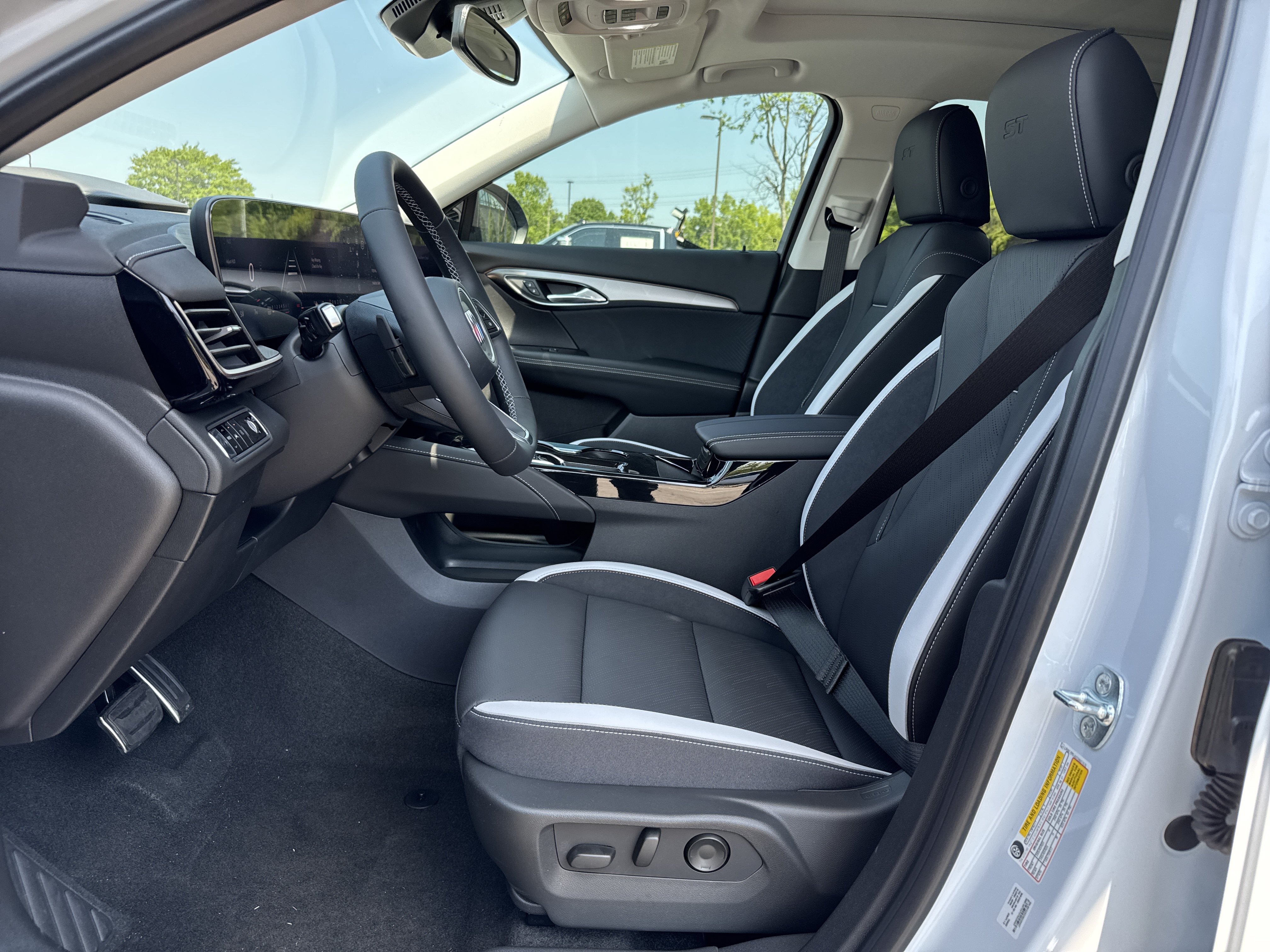 New 2026 Buick Envision Sport Touring AWD/4WD image 15