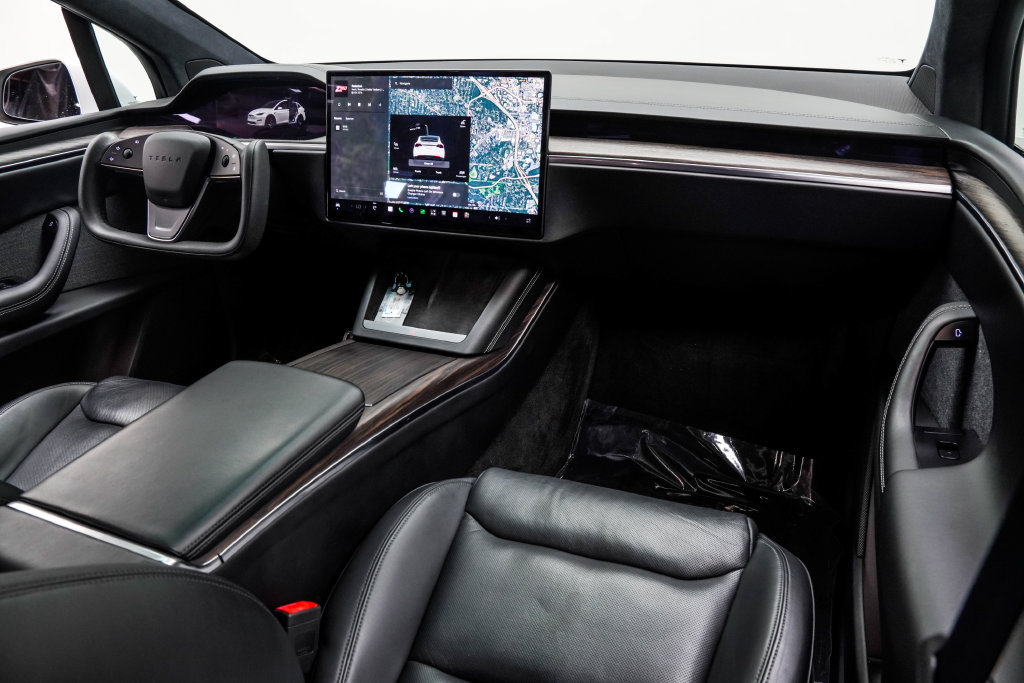 Used 2023 Tesla Model X AWD/4WD image 23