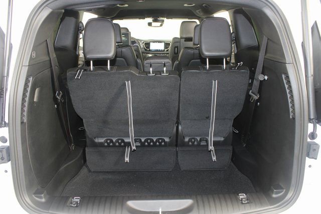 New 2026 Chrysler Pacifica Select image 20