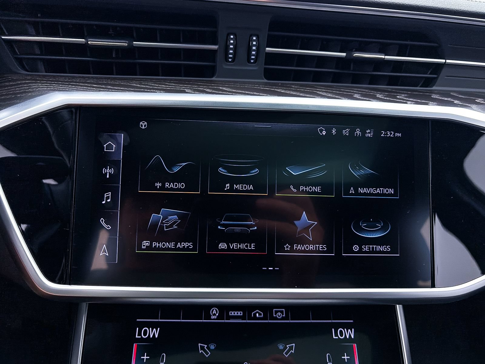 Used 2023 Audi A6 Premium Plus w/ Premium Plus Package AWD/4WD image 24