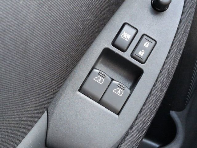 Used 2013 Nissan 370Z Coupe RWD image 20