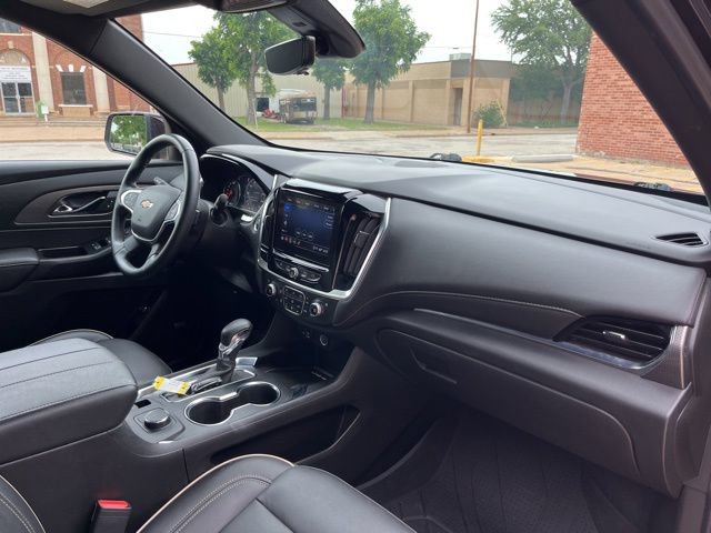 Used 2023 Chevrolet Traverse Premier w/ LPO, Floor Liner Package FWD image 54
