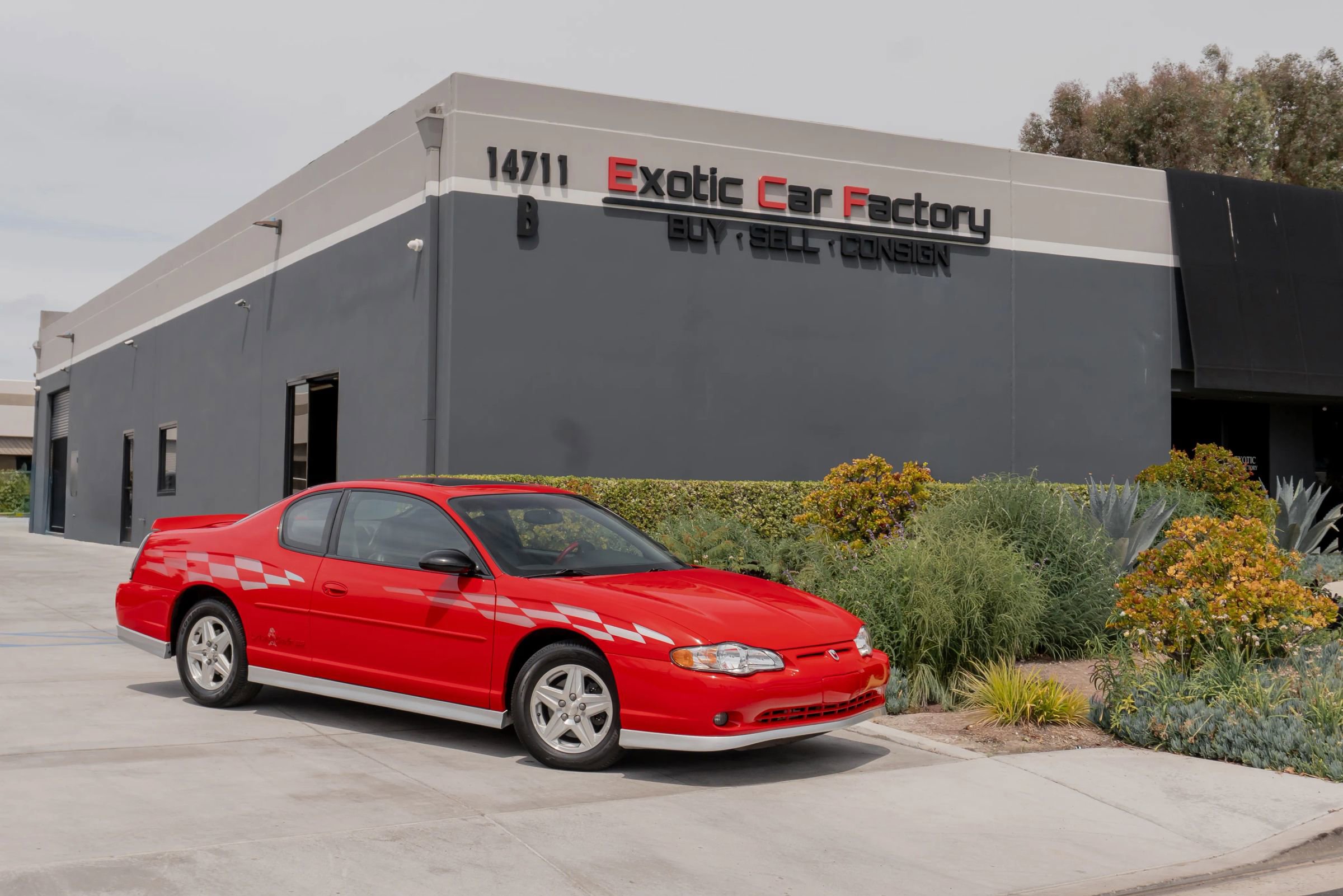 Used 2000 Chevrolet Monte Carlo SS FWD image 1