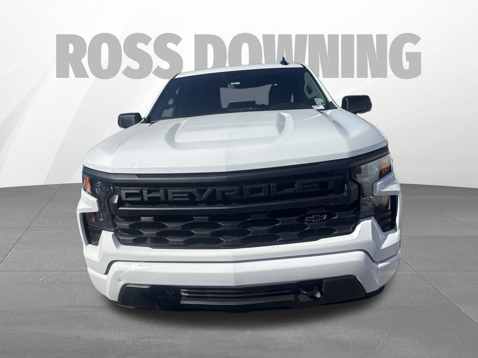 Used 2026 Chevrolet Silverado 1500 Custom w/ LPO, Dark Essentials Package RWD image 2