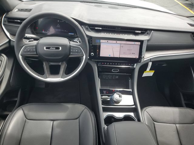 New 2026 Jeep Grand Cherokee Limited AWD/4WD image 13