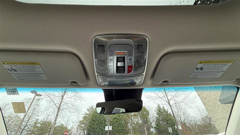 Used 2024 Genesis GV70 2.5T w/ Advanced Package image 34