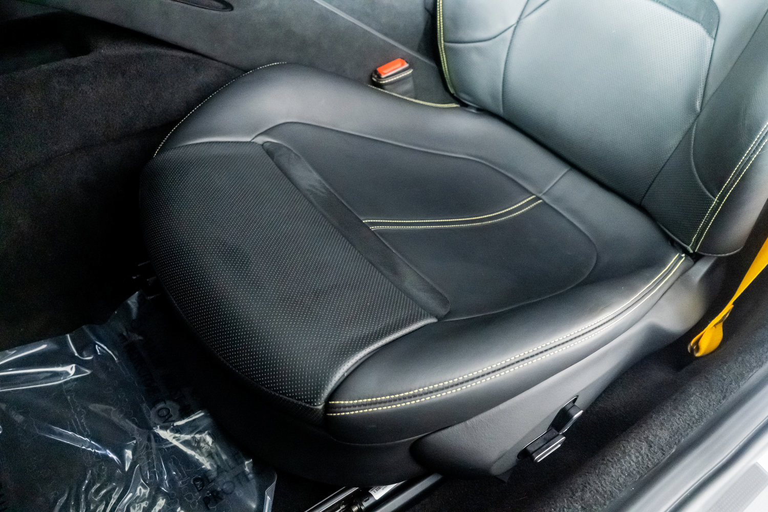 Used 2022 Ferrari Roma image 31