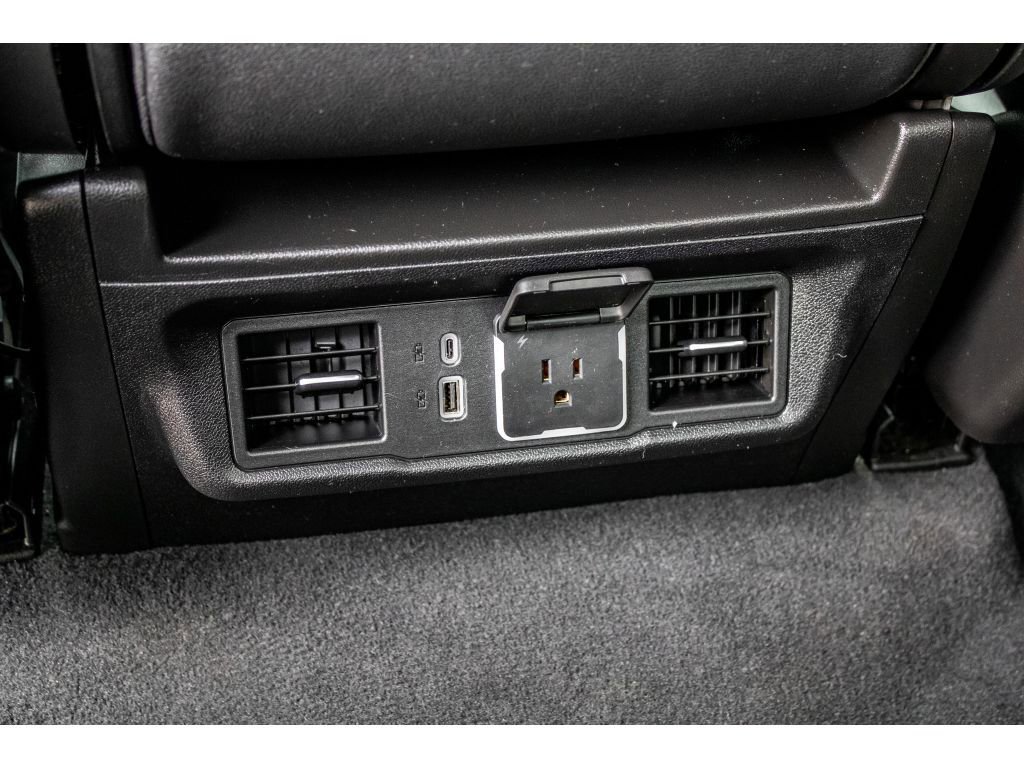 Used 2024 Chevrolet Silverado 3500 LTZ image 28