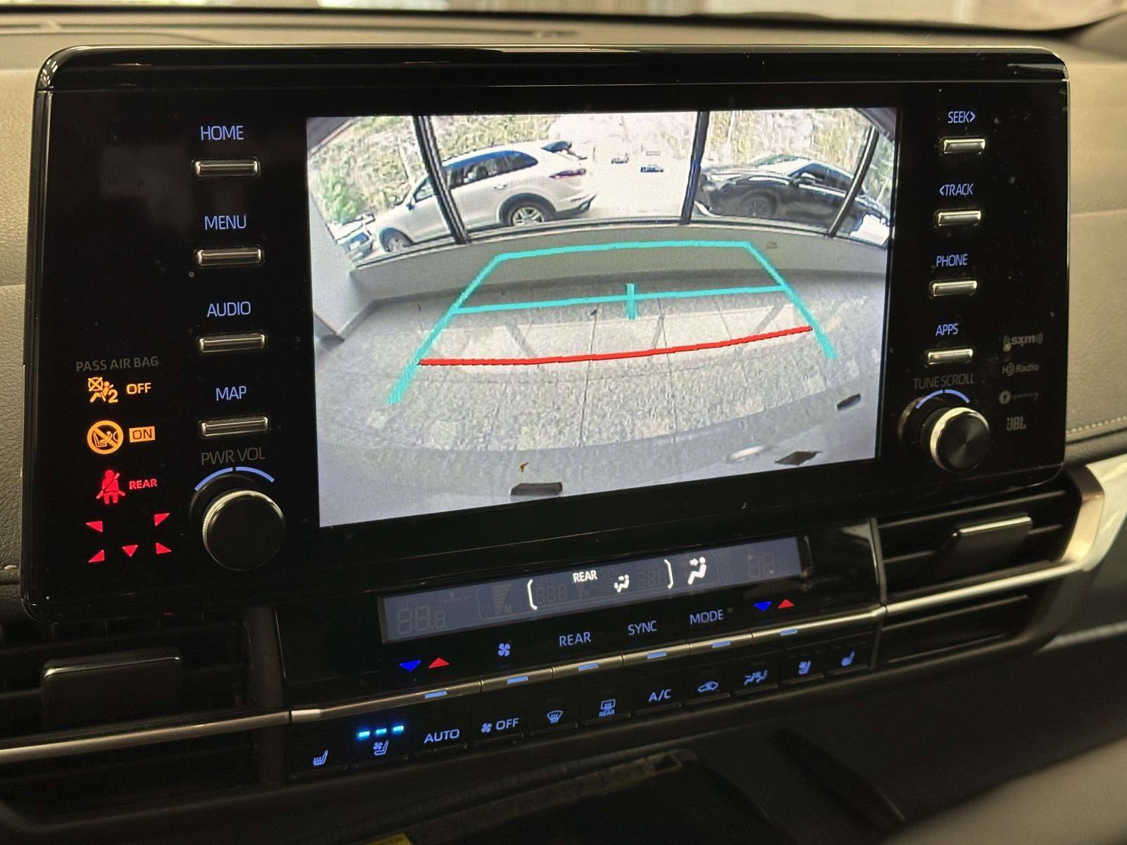 Certified 2023 Toyota Sienna XSE AWD/4WD image 27