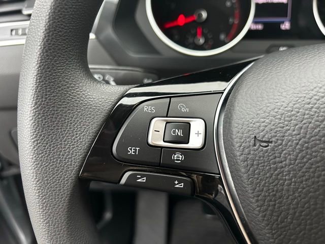 Used 2020 Volkswagen Tiguan S image 14
