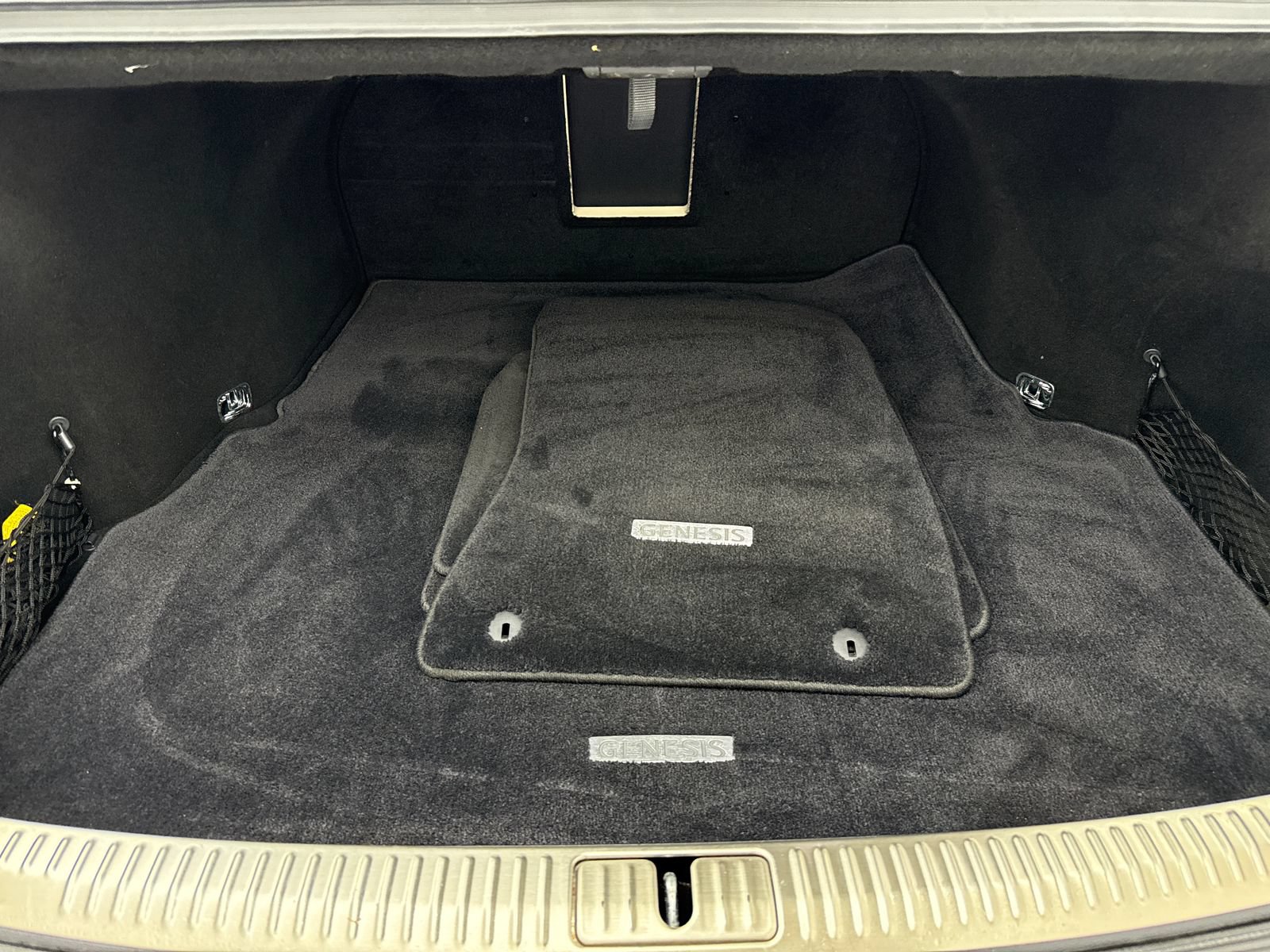 Used 2019 Genesis G90 3.3T Premium RWD image 48