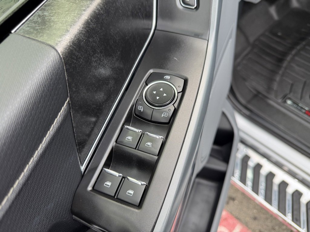 Used 2022 Ford F150 XLT w/ Equipment Group 302A High image 18