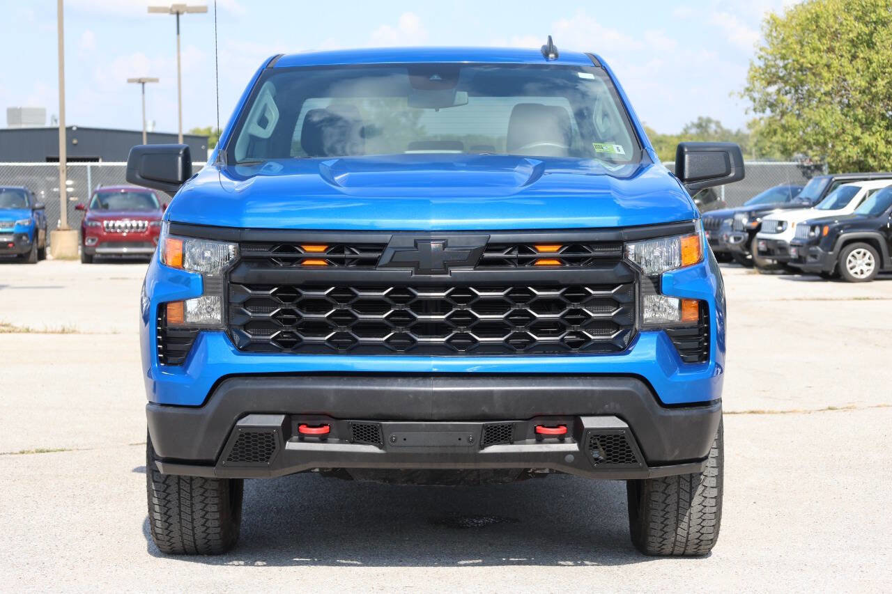Used 2023 Chevrolet Silverado 1500 Custom Trail Boss image 2