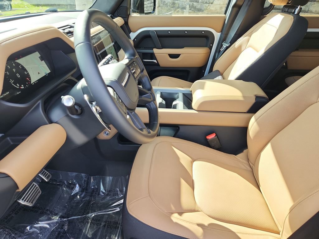 New 2025 Land Rover Defender 130 V8 image 21