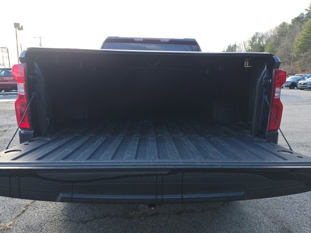 Used 2021 Chevrolet Silverado 1500 LT Trail Boss w/ Bed Protection Package image 5