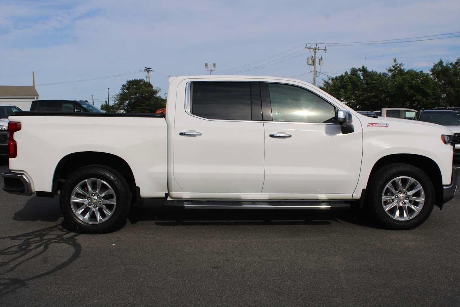 Certified 2021 Chevrolet Silverado 1500 LTZ w/ LTZ Premium Package AWD/4WD image 8