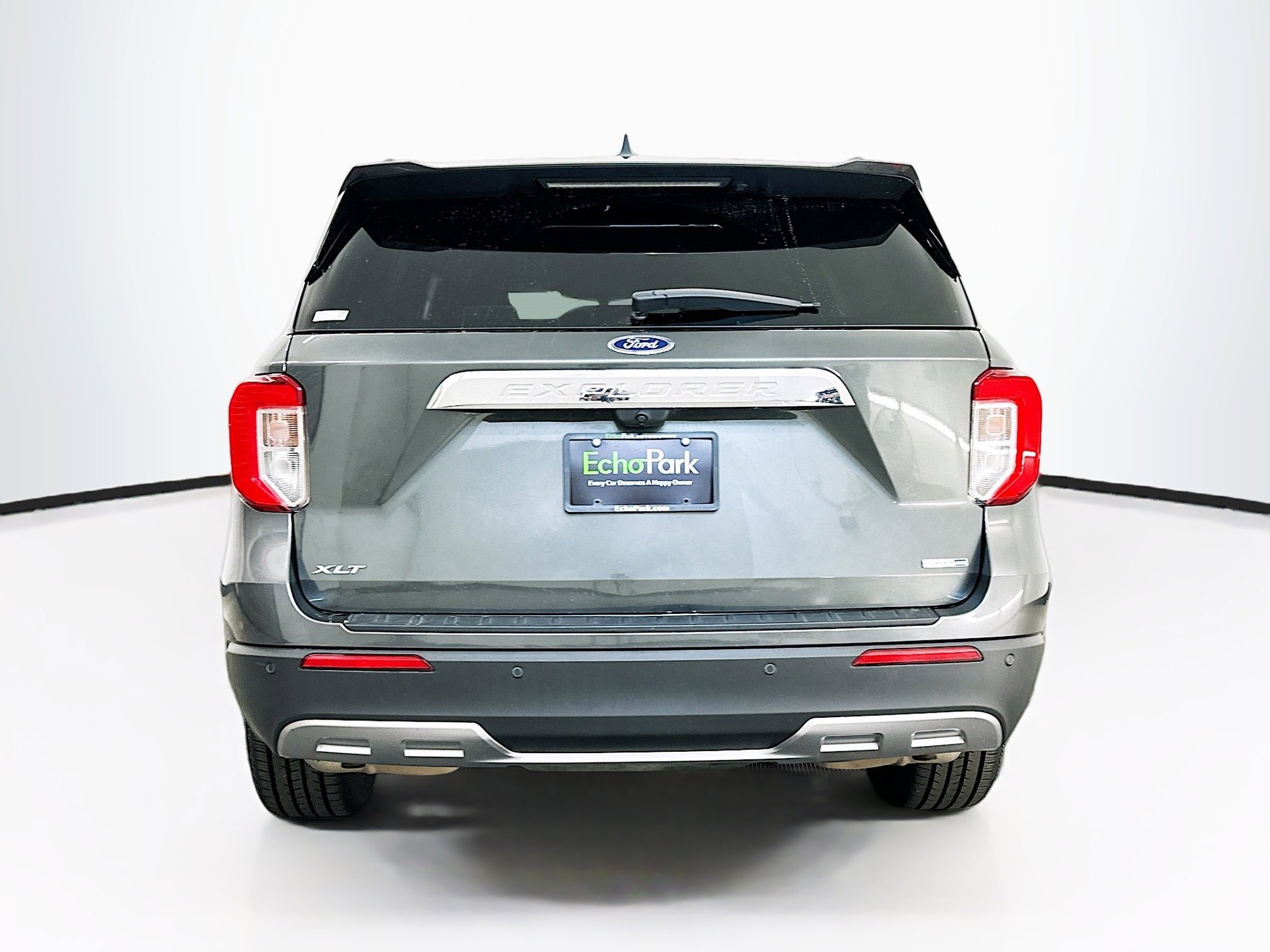 Used 2020 Ford Explorer XLT w/ Equipment Group 202A image 7