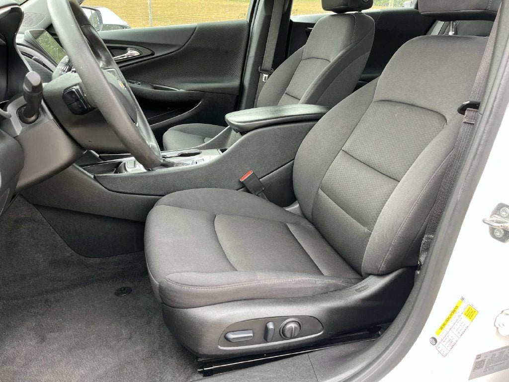 Used 2024 Chevrolet Malibu LT FWD image 27