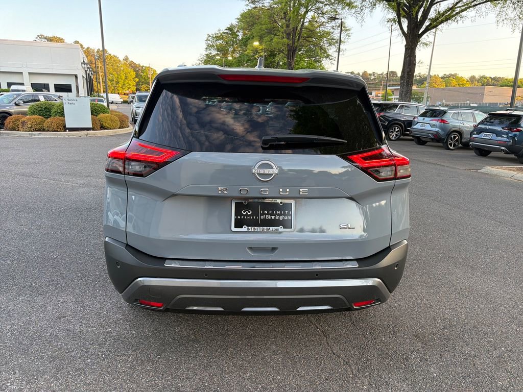 Used 2023 Nissan Rogue SL w/ SL Premium Package FWD image 11