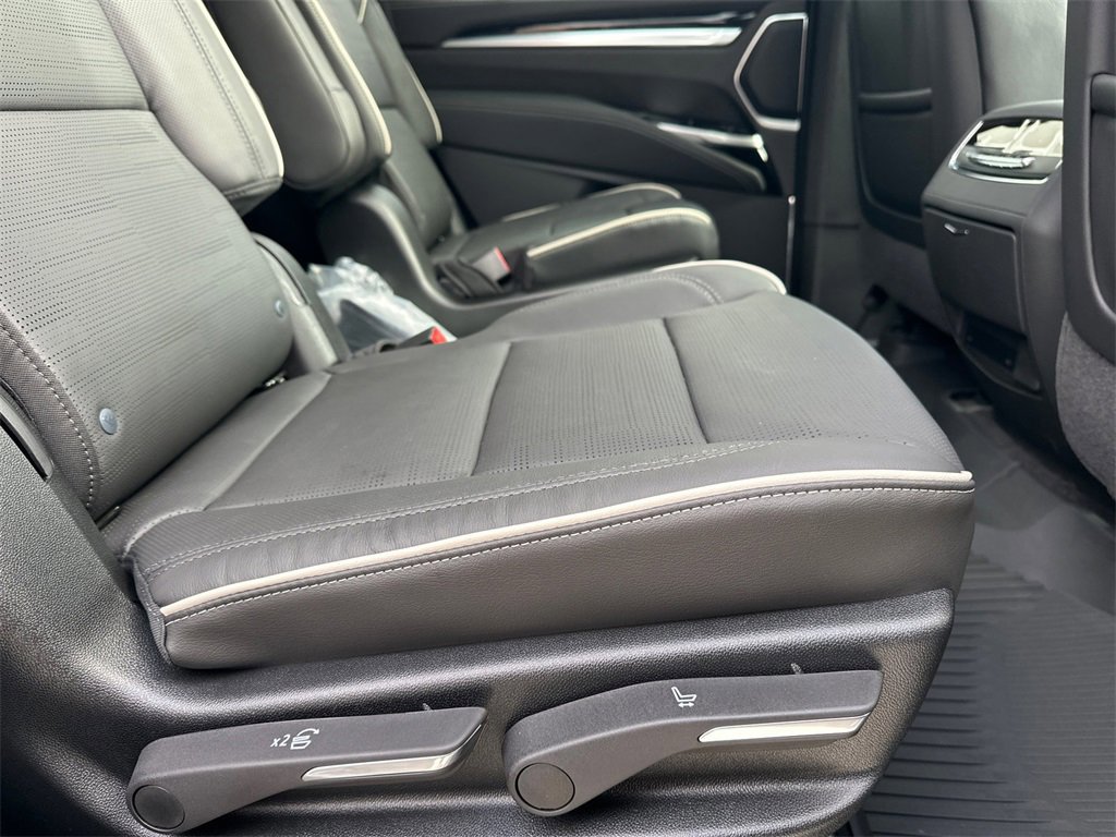 New 2026 Cadillac Escalade Sport w/ Touring Package image 15