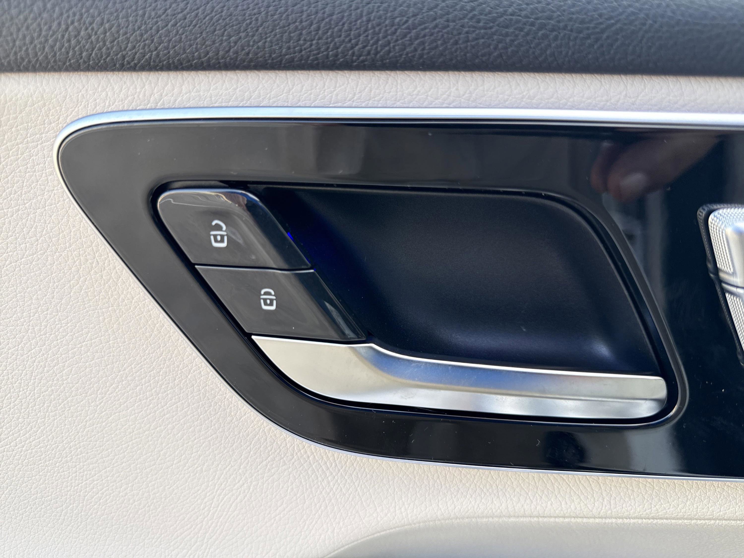 Certified 2026 Mercedes-Benz GLC 300 GLC 300 image 19