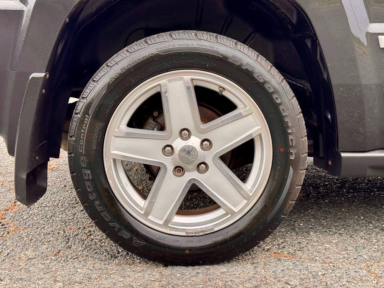 Used 2010 Jeep Patriot Latitude AWD/4WD image 22