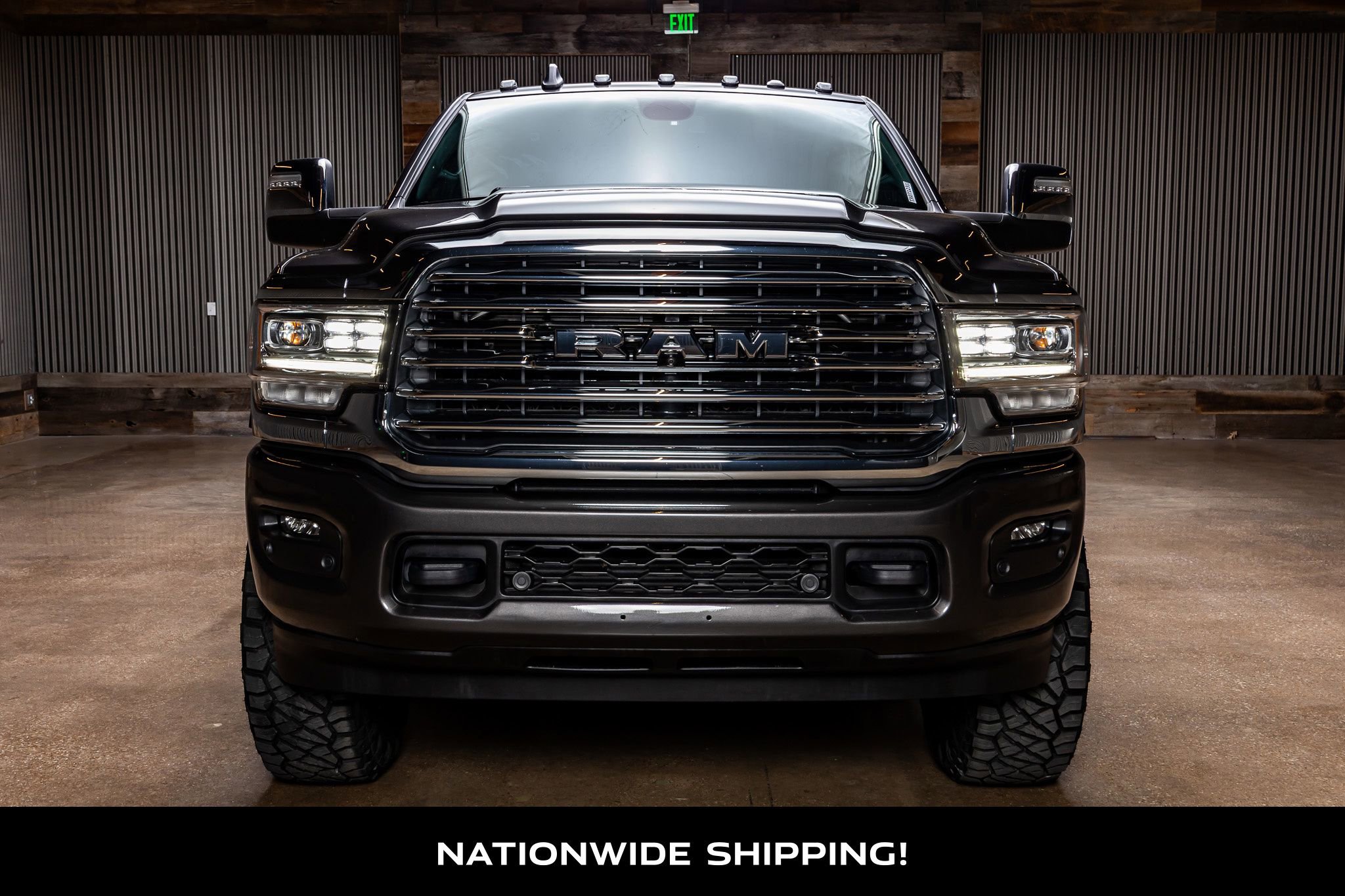 Used 2024 RAM 3500 Limited w/ Towing Technology Group image 4