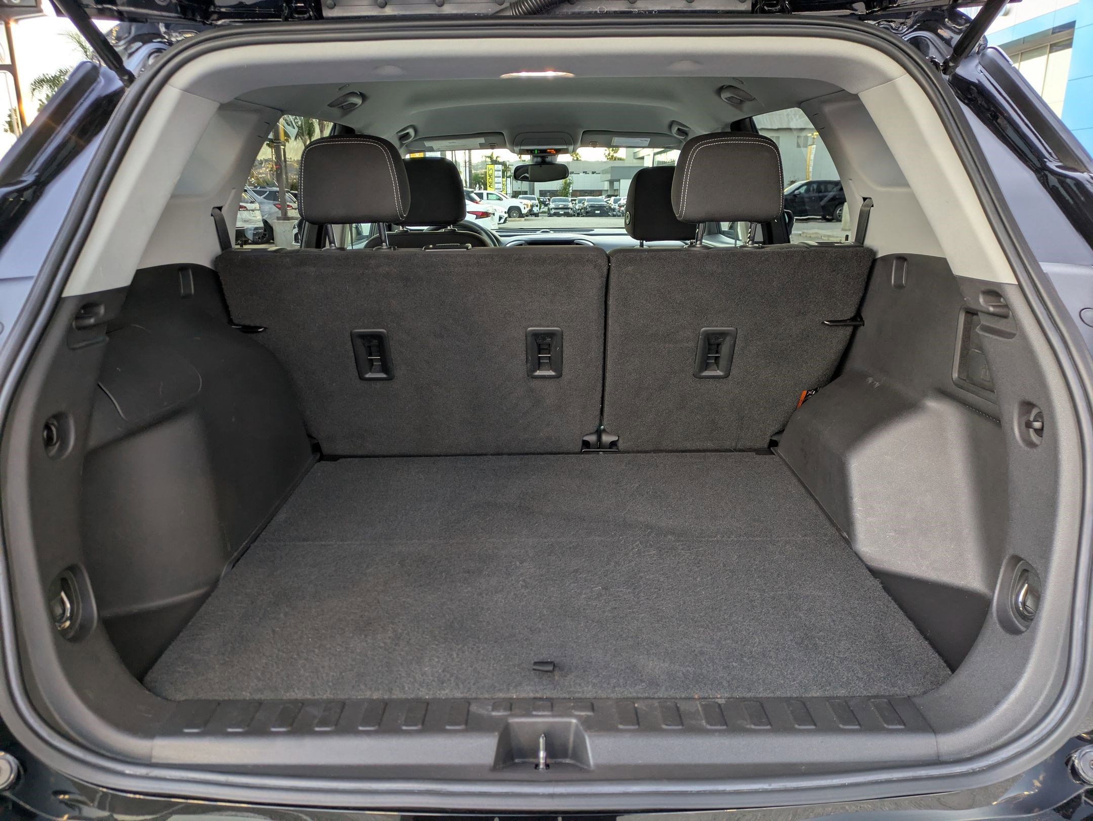 Certified 2022 GMC Terrain SLE w/ Driver Convenience Package image 25