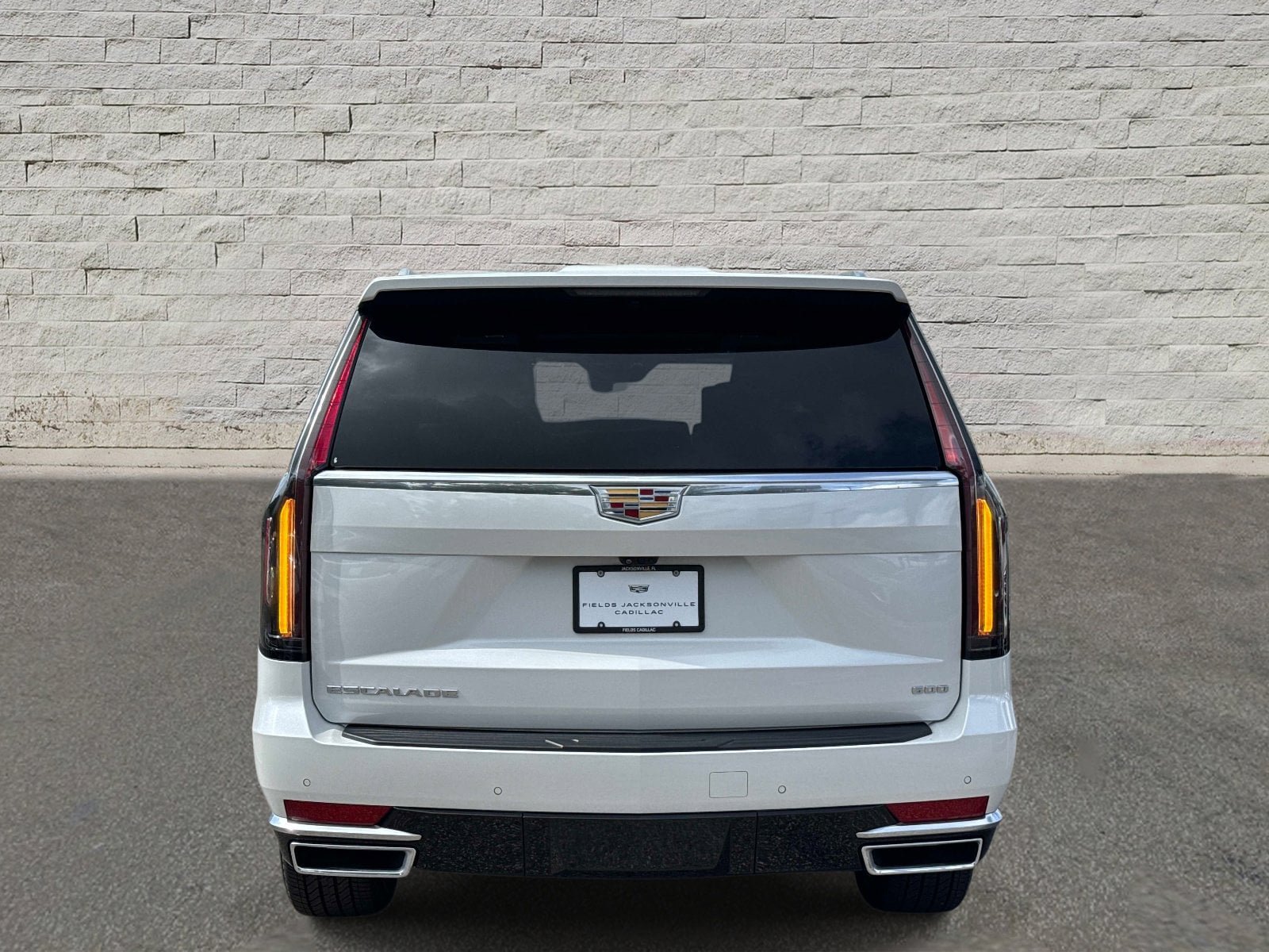 Certified 2023 Cadillac Escalade Premium Luxury Platinum AWD/4WD image 4