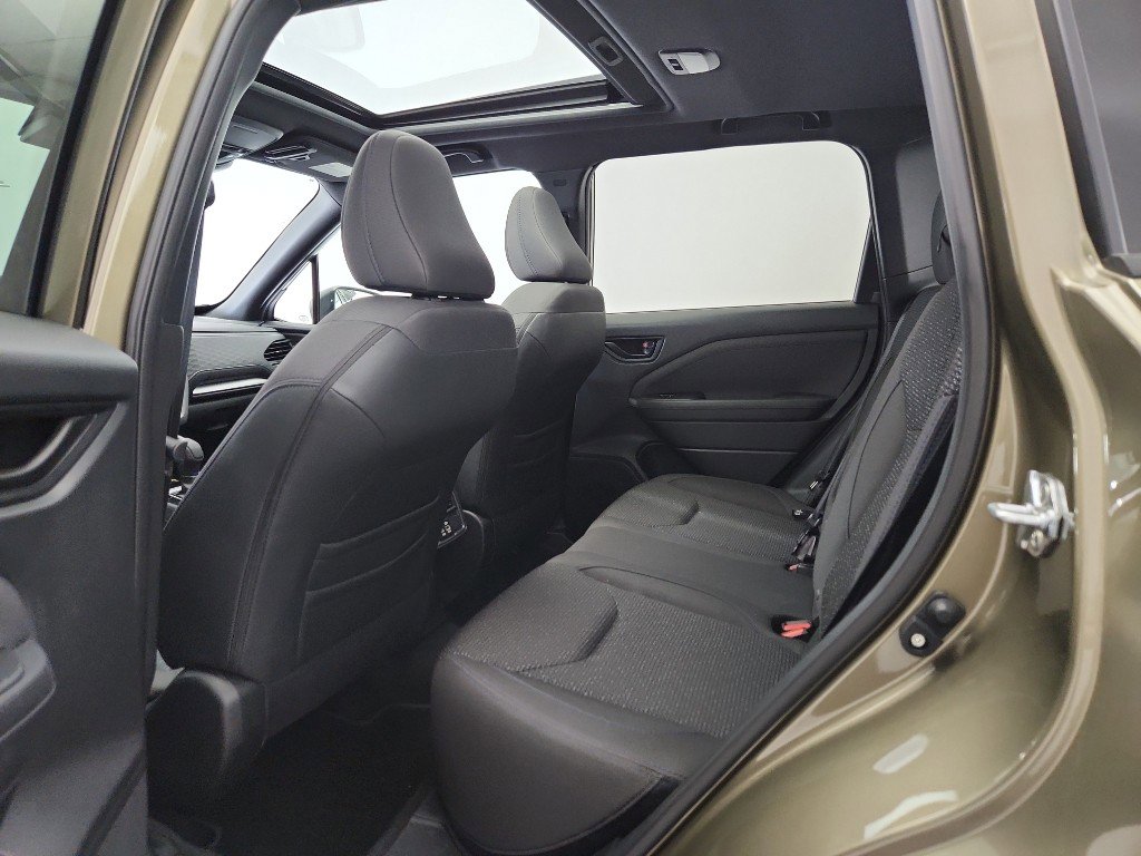 Certified 2025 Subaru Forester Premium image 28