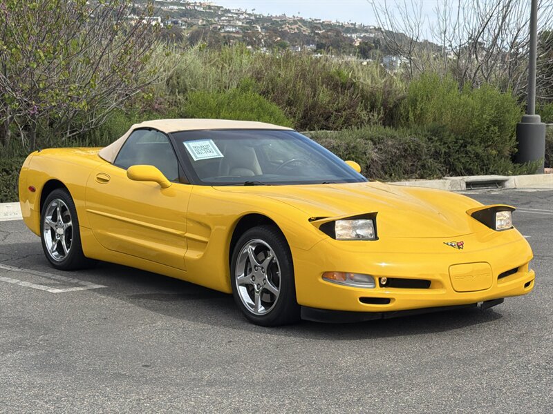 Used 2002 Chevrolet Corvette Convertible w/ Preferred Equipment Group2 RWD image 28