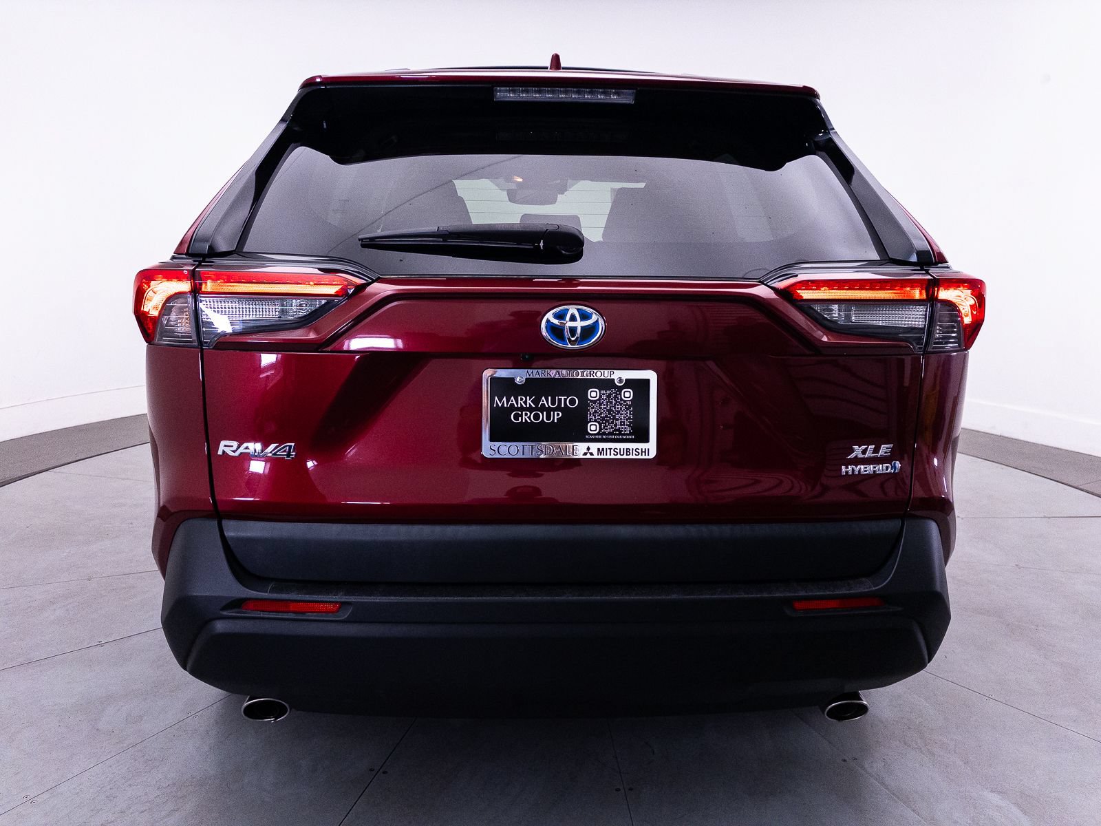 Used 2021 Toyota RAV4 XLE w/ Convenience Package AWD/4WD image 17