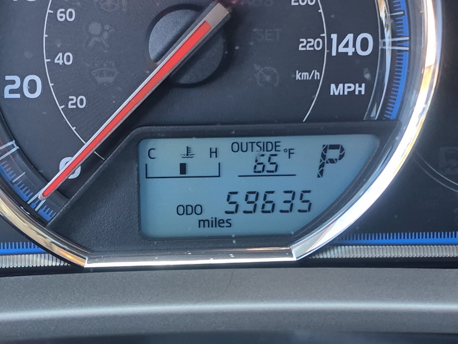 Used 2013 Toyota RAV4 Limited AWD/4WD image 28