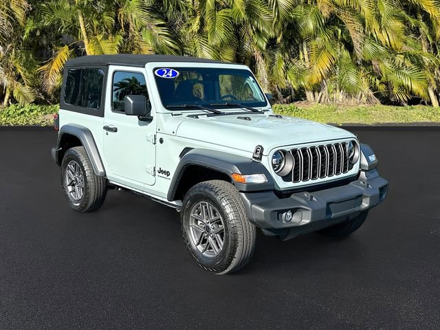 Used 2024 Jeep Wrangler Sport S AWD/4WD image 2