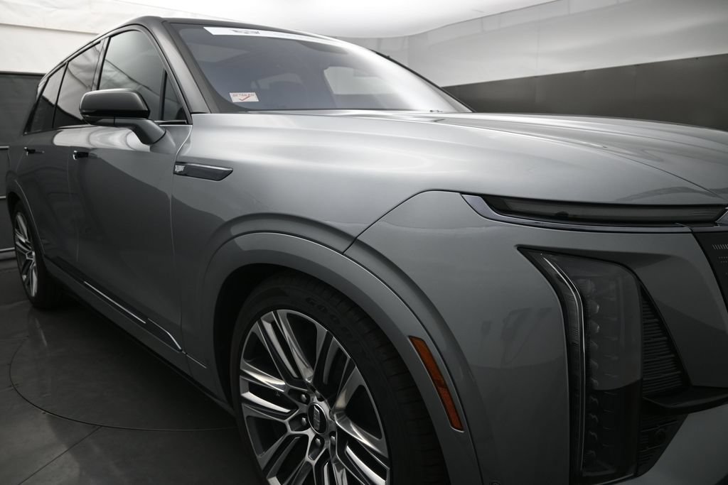 Used 2026 Cadillac Vistiq Platinum AWD/4WD image 34