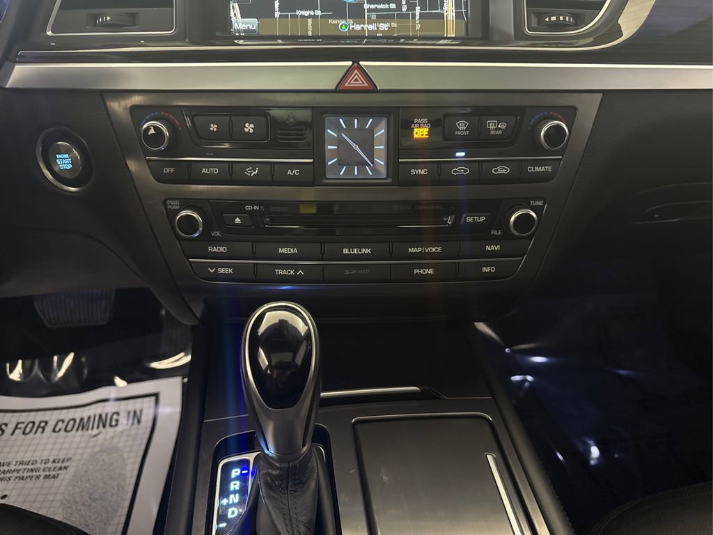 Used 2015 Hyundai Genesis 3.8 w/ Option Group 03 image 30