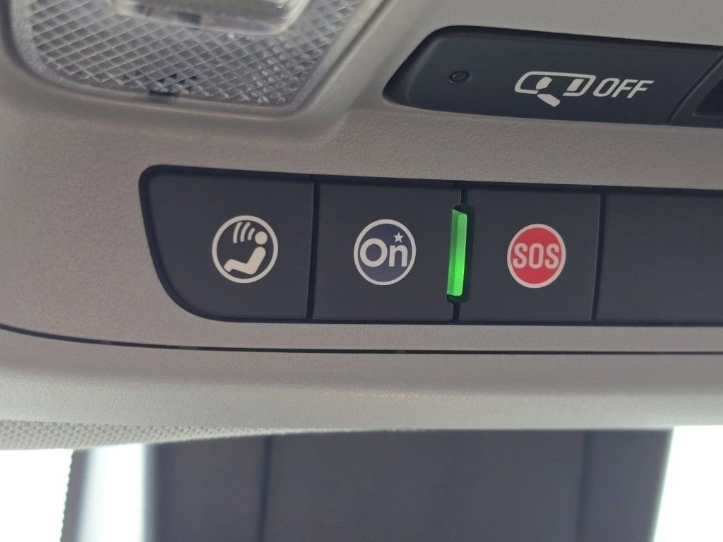 Used 2024 Chevrolet Equinox LT image 28