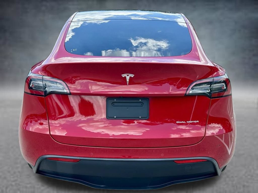 Used 2022 Tesla Model Y Long Range AWD/4WD image 6