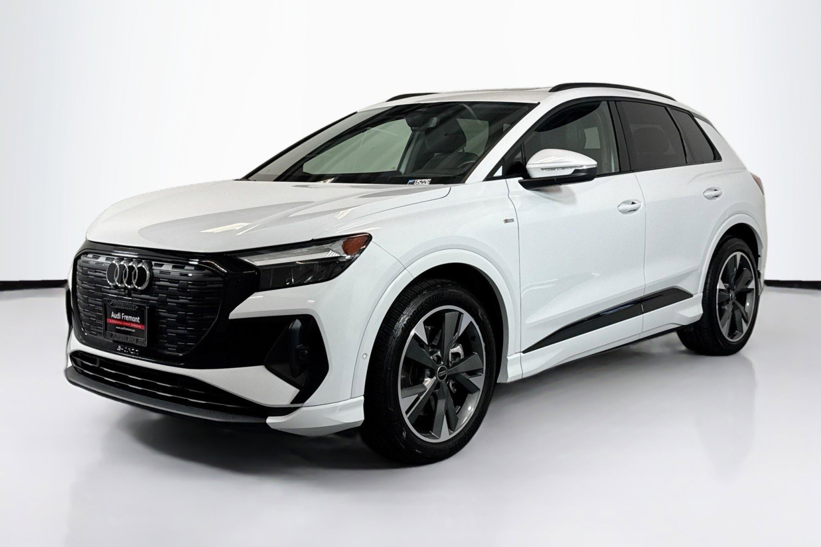 Used 2024 Audi Q4 e-tron Premium Plus w/ Premium Plus